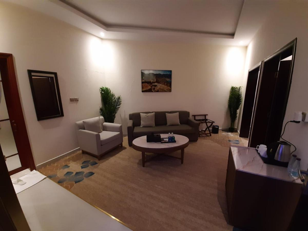 Qasr Alshamal Hotel Arar Exterior photo